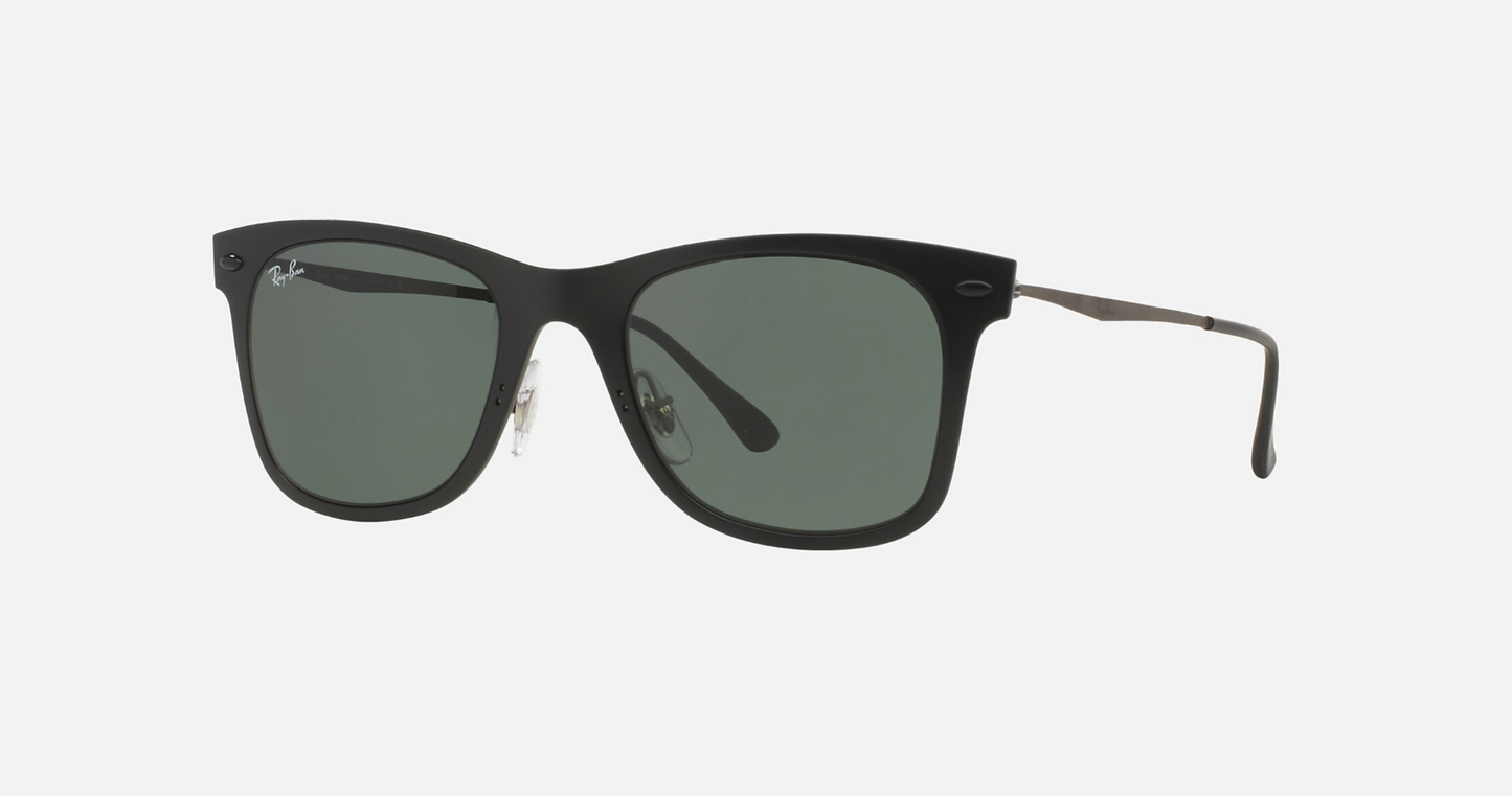 RAY BAN