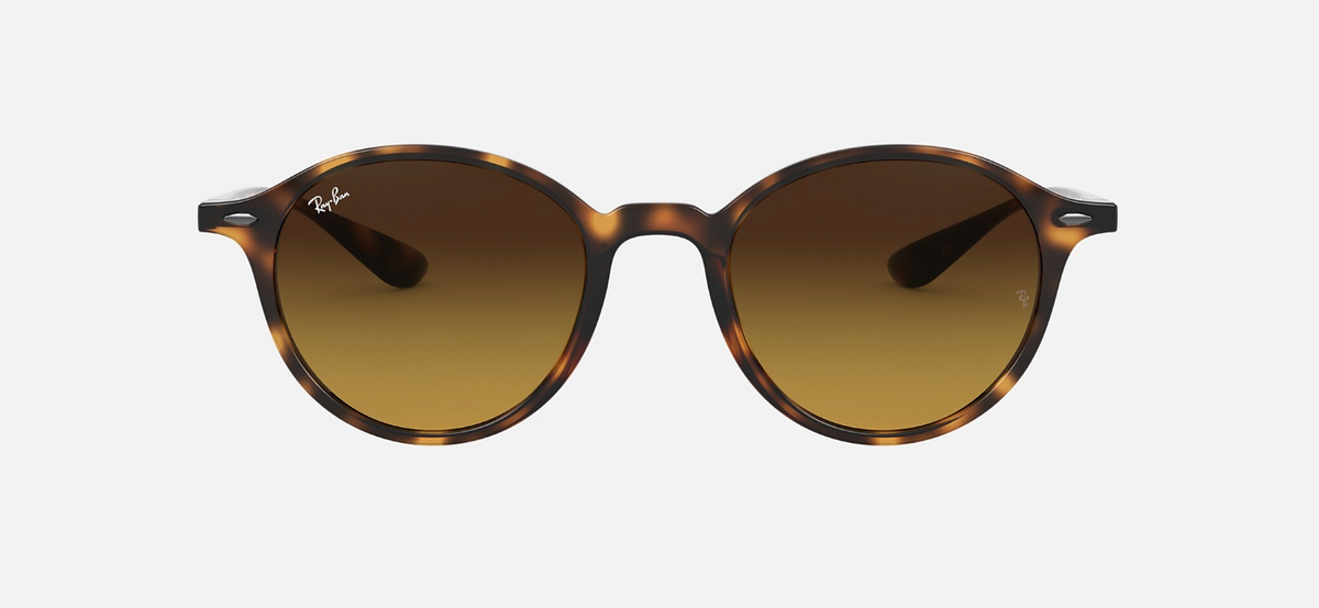 RAY BAN